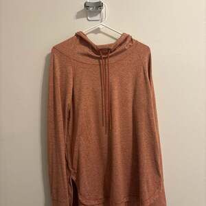 Athleta Uptempo Hoodie Sweatshirt in Cameo Peach